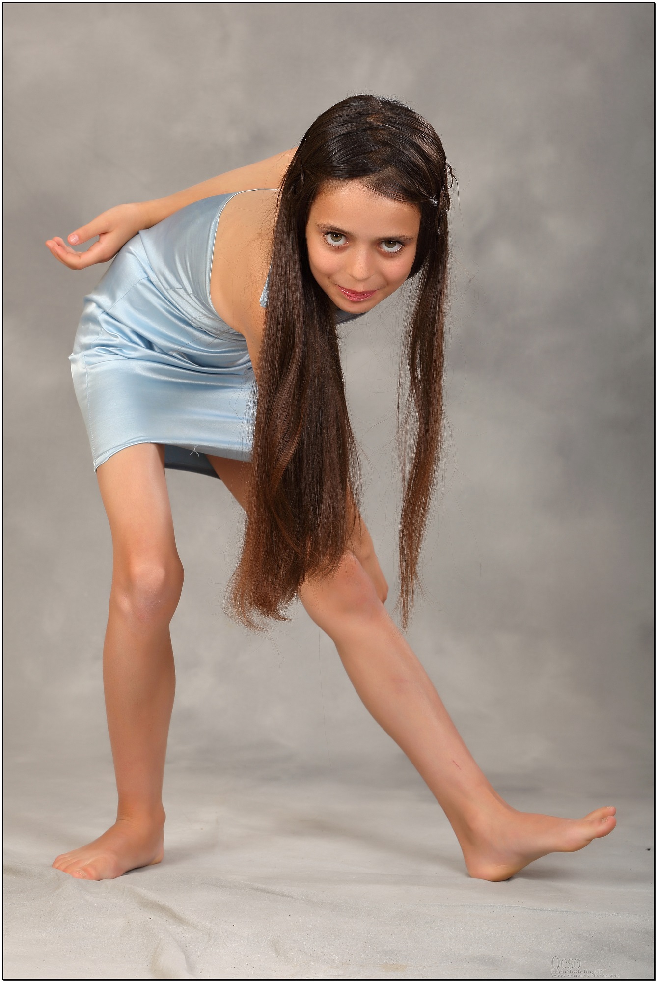 [Image: qeso_model_bluedress_teenmodeling_tv_031.jpg]